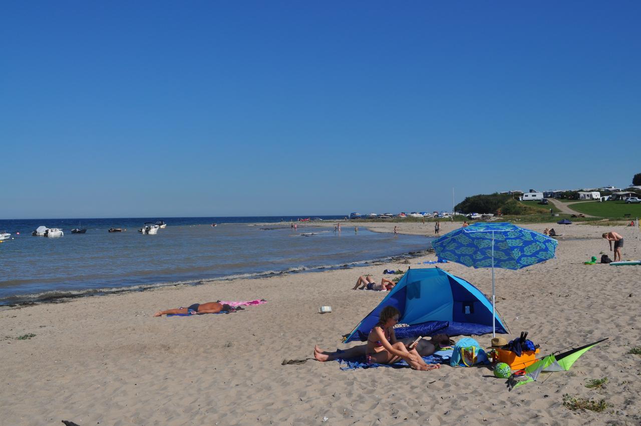 Vikaer Strand Camping & Cottages Diernaes Экстерьер фото